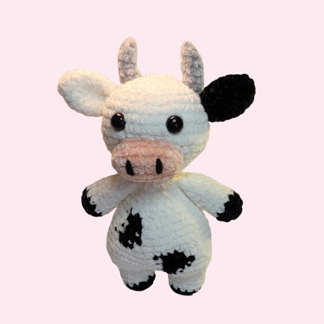 Amigurumi Cow Crochet Plushie - Oma's Cozy Creations
