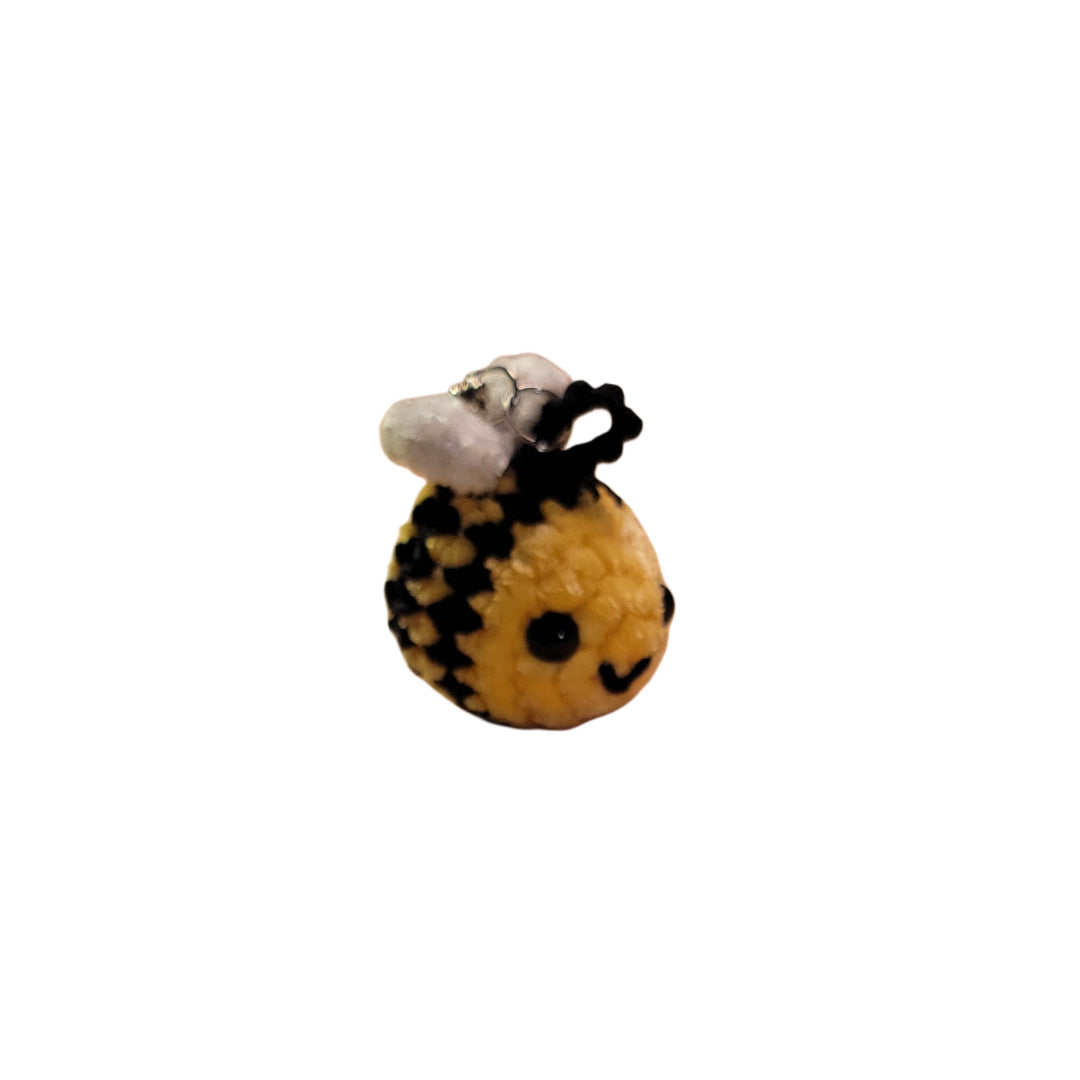 Amigurumi Mini Bee Keychain Crochet Animal Plushie - Oma's Cozy Creations