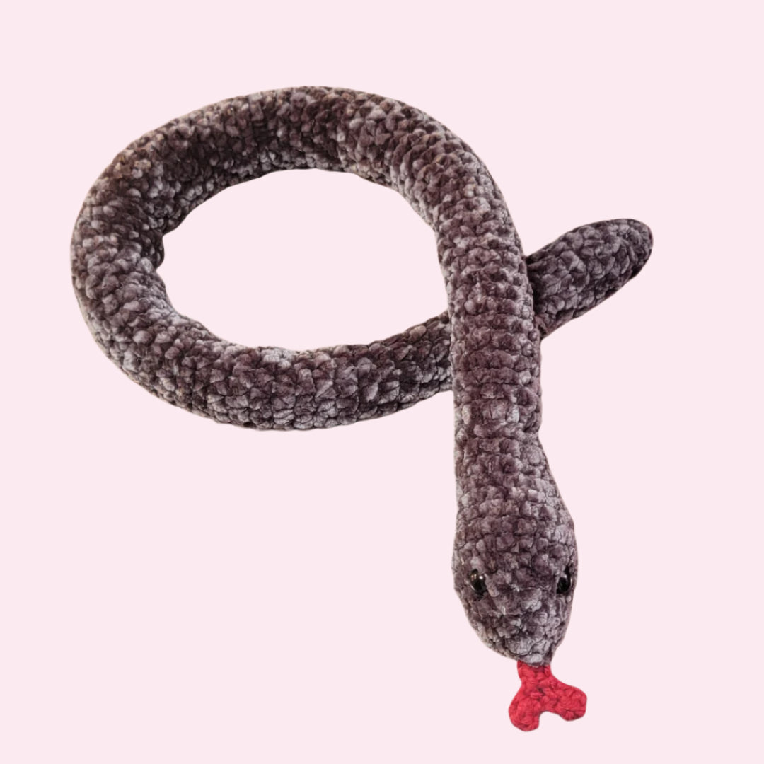 Amigurumi Snake Plushie - Oma's Cozy Creations
